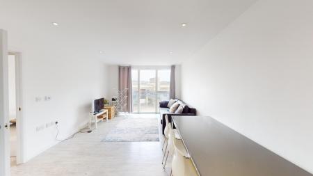 2 bedroom Apartment to let in Fleet Street