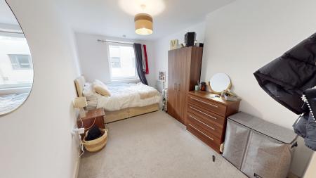 2 bedroom Flat to let in Fleet street