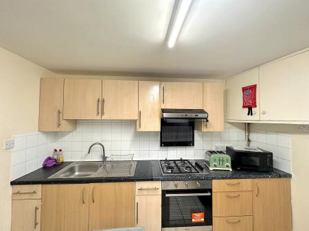 5 bedroom Terraced House to let in Holland Street