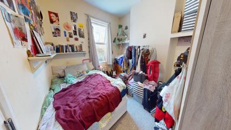 4 bedroom Terraced House to let in Lewes Road