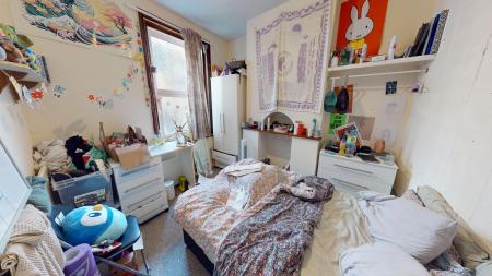 4 bedroom Terraced House to let in Lewes Road