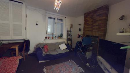 4 bedroom Terraced House to let in Lincoln Street