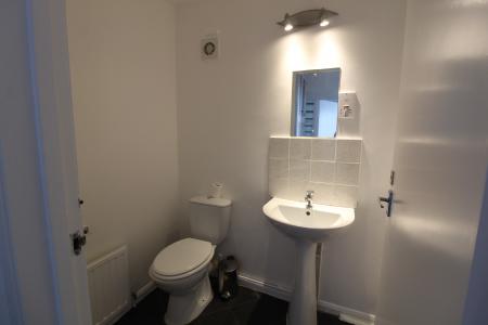 4 bedroom Maisonette to let in Little Preston Street