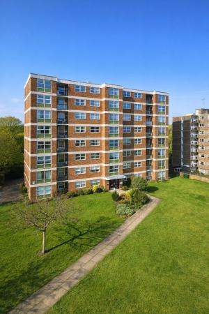 2 bedroom Flat to let in London Road, Brighton, BN1