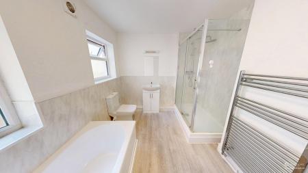 3 bedroom Ground floor maisonette to let in Lower Market street, Hove, BN3