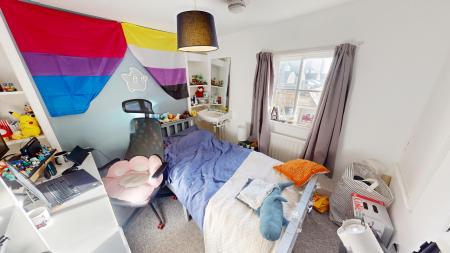 3 bedroom Terraced House to let in Sillwood Street