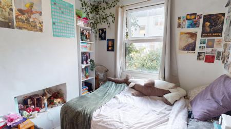 4 bedroom Terraced House to let in St Mary Magdalene Street