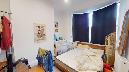 4 bedroom Terraced House to let in Viaduct Road, Brighton, BN1