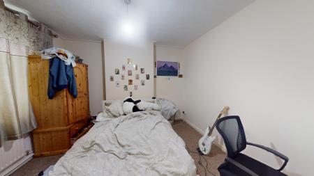 5 bedroom Terraced House to let in Viaduct Road