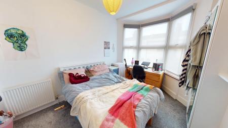 5 bedroom Terraced House to let in Viaduct Road, Brighton, BN1