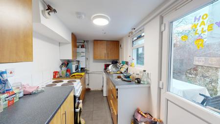 5 bedroom Terraced House to let in Campbell Road