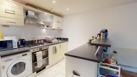 3 bedroom Apartment to let in Regent Street