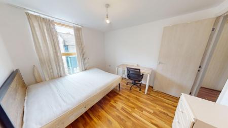 3 bedroom Apartment to let in Regent Street