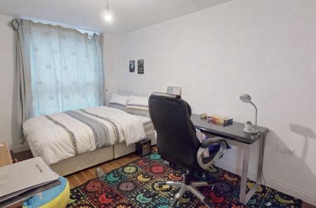 3 bedroom Apartment to let in Regent Street