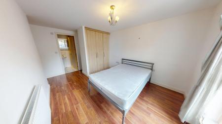 3 bedroom Apartment to let in Regent Street