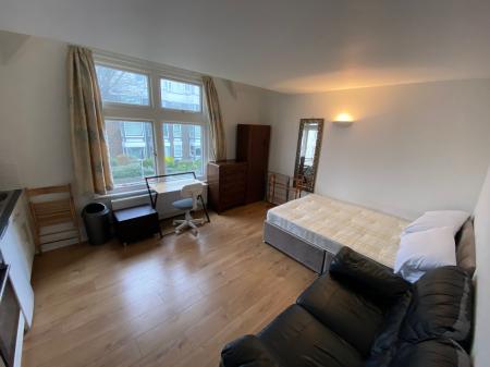 Lansdowne Road, Brighton, BN3