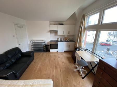 1 bedroom Flat to let in Lansdowne Road, Brighton, BN3
