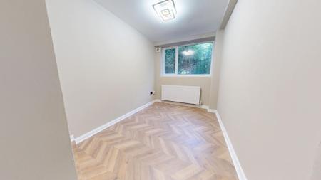 2 bedroom Flat to let in Shanklin Road, Hanover, Brighton, BN2