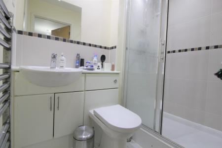 3 bedroom Flat to let in Fleet Street, City Centre, Brighton, BN1