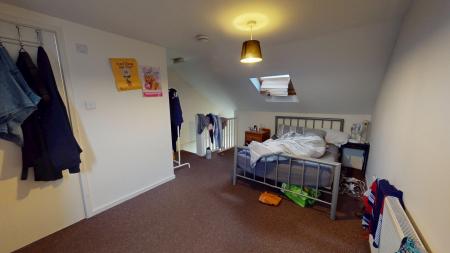 5 bedroom Detached house to let in Edinburgh Road, Brighton, BN2