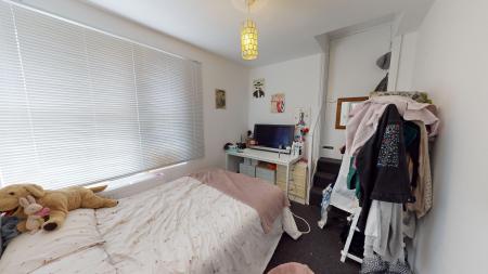 6 bedroom Terraced House to let in Upper North Street