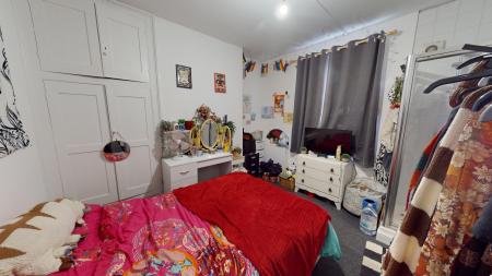 6 bedroom Terraced House to let in Upper North Street