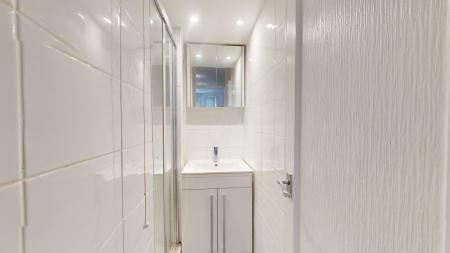 1 bedroom Studio flat for sale in Tisbury Road, Hove, BN3