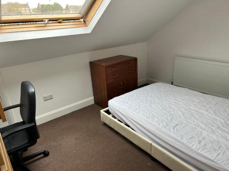 8 bedroom Semi-detached house to let in Hollingdean Terrace, Brighton, BN1