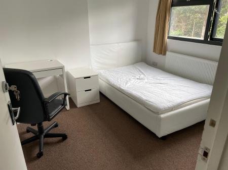 8 bedroom Semi-detached house to let in Hollingdean Terrace, Brighton, BN1