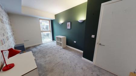 2 bedroom Flat to let in 39 New England Street, City Centre, Brighton, BN1