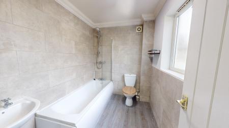 4 bedroom Ground floor maisonette to let in Shirley Street, Hove, BN3