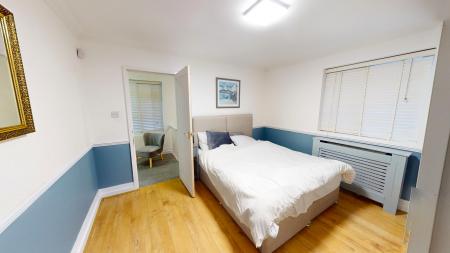 4 bedroom Ground floor maisonette to let in Shirley Street, Hove, BN3