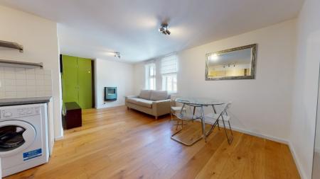 1 bedroom Flat to let in Blackman Street