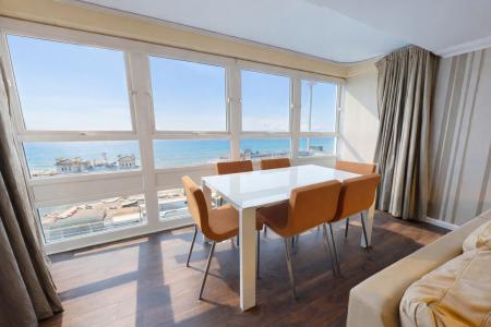 3 bedroom Flat to let in Russell Square, Brighton, BN1