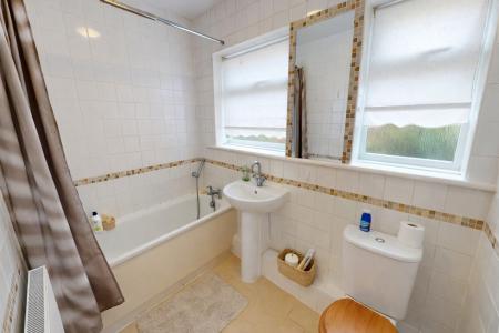 4 bedroom Semi-detached house for sale in Mill Rise, Brighton, BN1