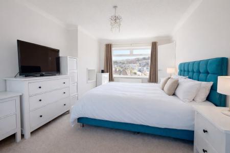 2 bedroom Terraced House for sale in Carden Crescent, Patcham, Brighton, BN1