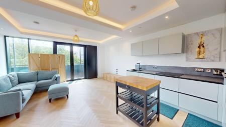 2 bedroom Flat to let in 12 Gloucester Place, Brighton, BN1