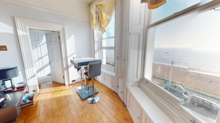 1 bedroom Flat for sale in Marine Parade, Brighton, BN2