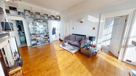 1 bedroom Flat for sale in Marine Parade, Brighton, BN2