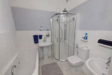 1 bedroom Flat for sale in Marine Parade, Brighton, BN2