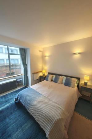 2 bedroom Apartment to let in Little Preston Street