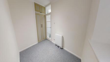 2 bedroom Flat to let in Holland Road, Hove, BN3