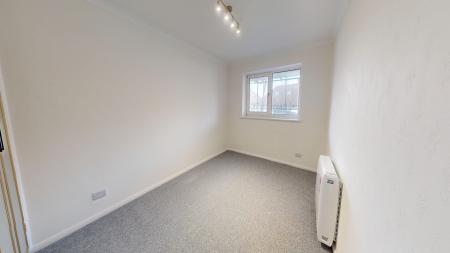2 bedroom Flat to let in Holland Road, Hove, BN3
