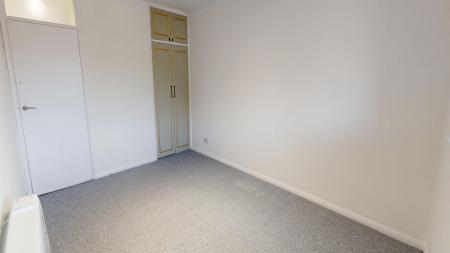 2 bedroom Flat to let in Holland Road, Hove, BN3