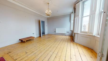 4 bedroom End of terrace house to let in Eastern Road, Brighton, BN2