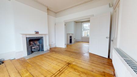 4 bedroom End of terrace house to let in Eastern Road, Brighton, BN2