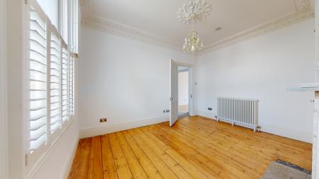 4 bedroom End of terrace house to let in Eastern Road, Brighton, BN2