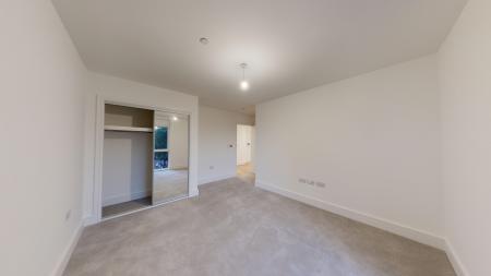 2 bedroom Flat to let in Davigdor Road, Hove, BN3