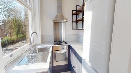 1 bedroom Studio flat to let in Cromwell Road, Brighton, BN3