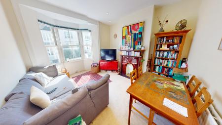 2 bedroom Flat to let in Chatham Place, City Centre, Brighton, BN1